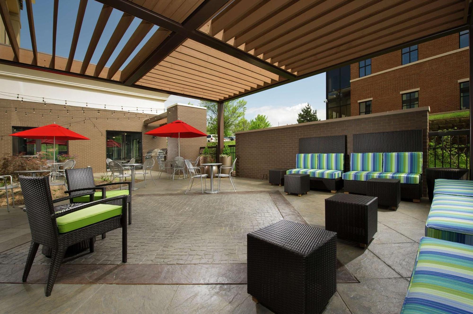 Home2 Suites By Hilton Louisville East Hurstbourne מראה חיצוני תמונה