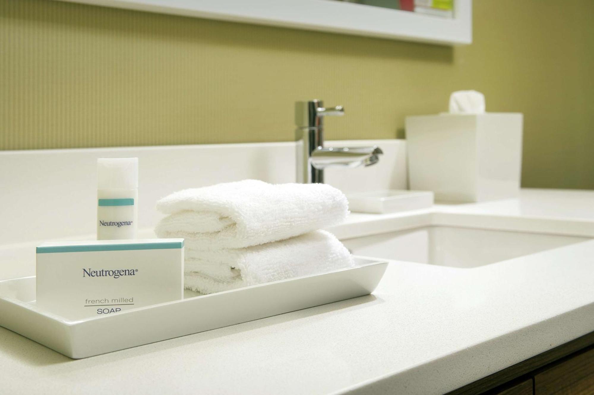 Home2 Suites By Hilton Louisville East Hurstbourne מראה חיצוני תמונה